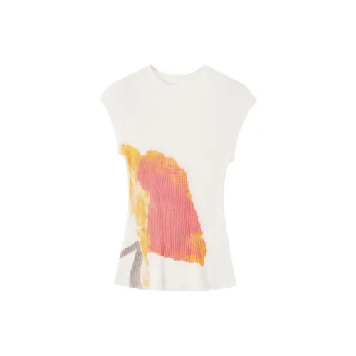 Roselingling T-Shirts Women's White Base With Orange Guan Yin Print