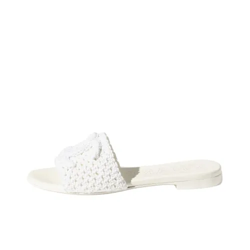 chanel Launch Slip-Resistant Slide Slippers Women's White