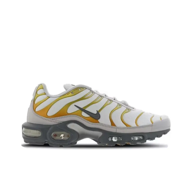 Nike Air Max Plus Se White Gold-1