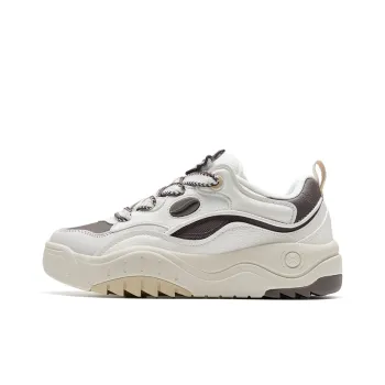 XTEP Mocha Cocoa Low-Top Skateboard Shoes Women's Sail White/Agarwood Brown