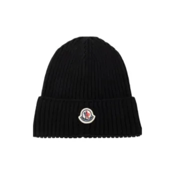 Moncler Logo Patch Knitted Beanie