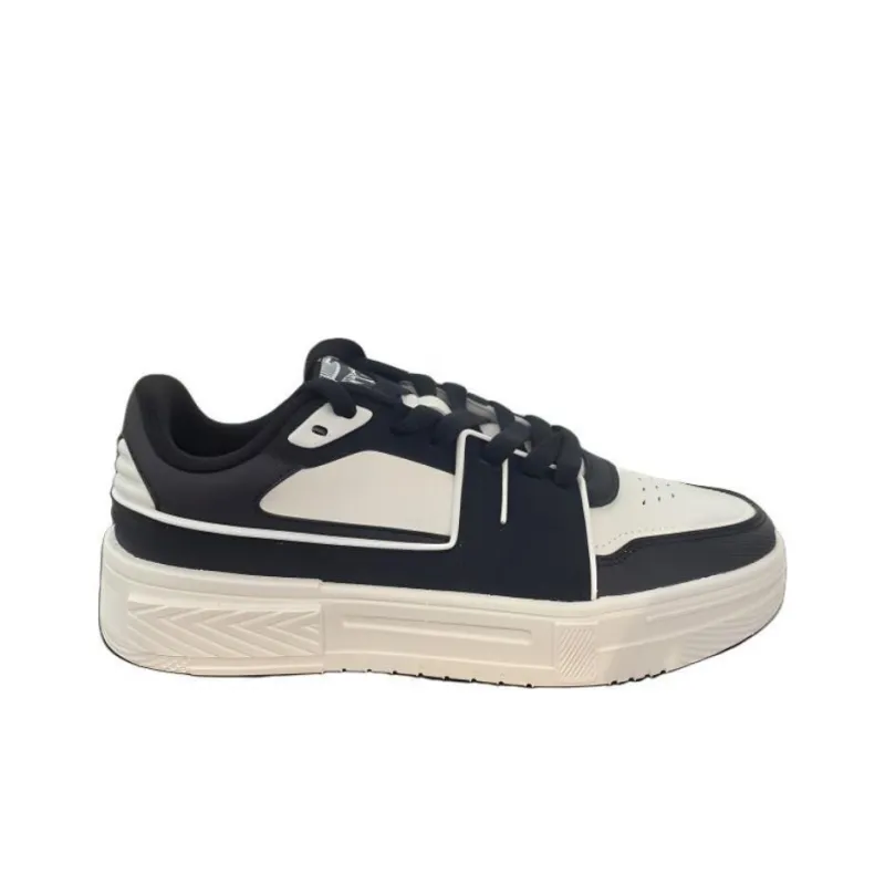 Erke Wear resistant And Lightweight Low Top Skateboard Shoes Unisex Black White-1