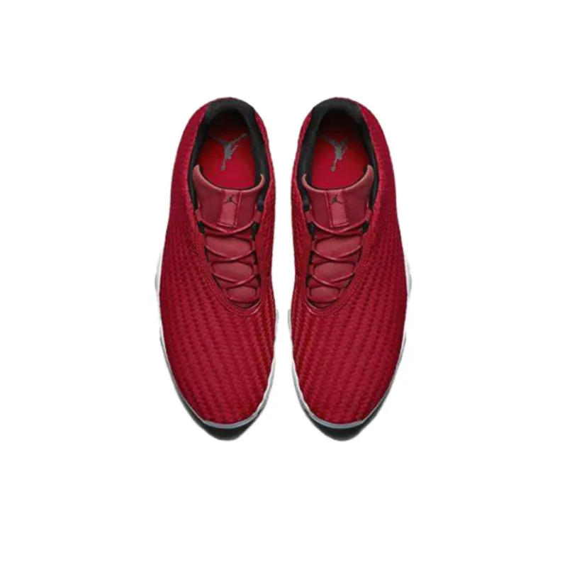 Jordan Future Low Gym Red-3