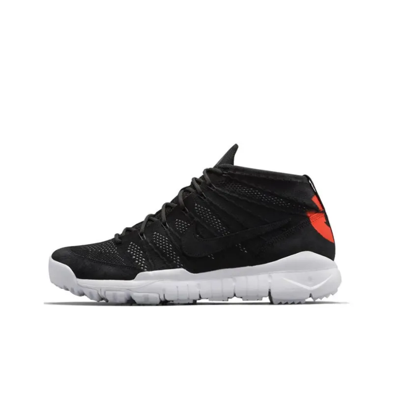 Nike Flyknit Trainer Chukka SFB ACG Black-0