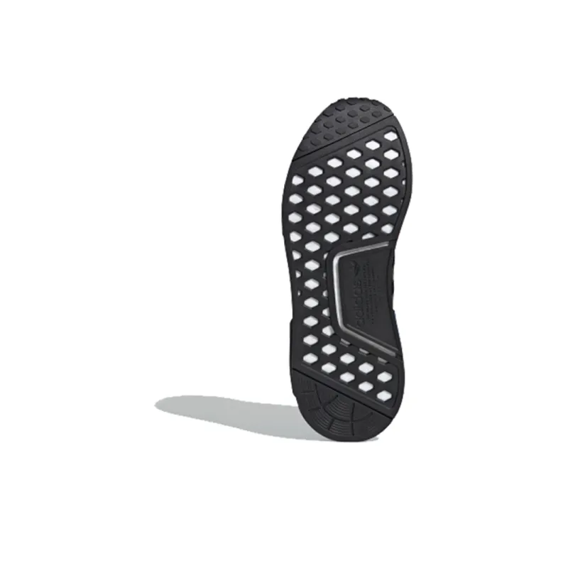 Adidas Originals Nmd V2 Core Black Carbon-4
