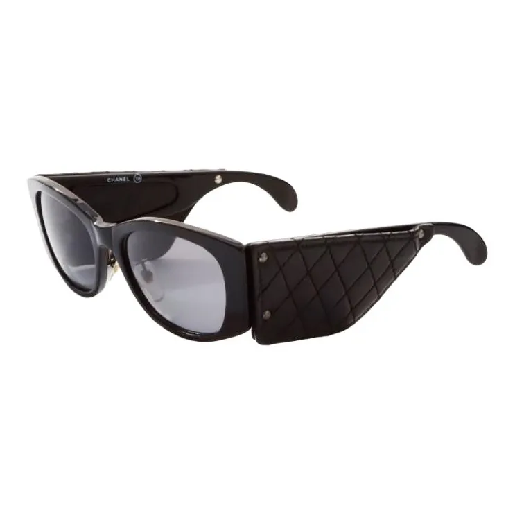 CHANEL 2000s Quilted leather Sunglasses-0