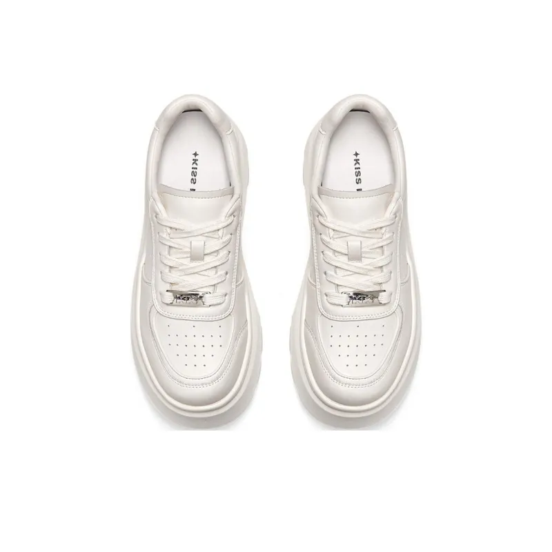 Kiss Kitty Lightweight Breathable Height Increasing Low-Top Skateboard Shoes Women's White-2
