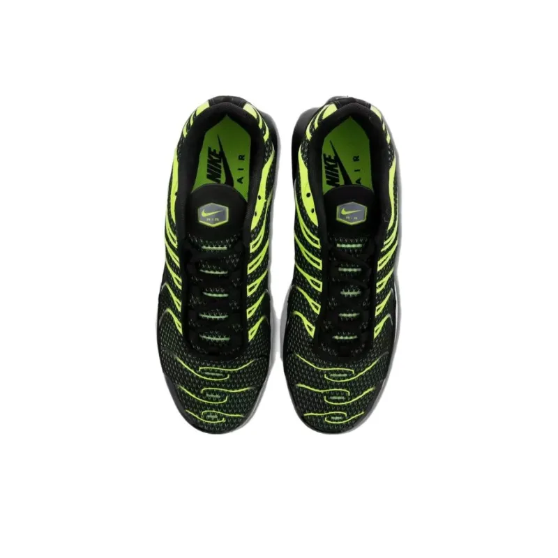 Nike Air Max Plus Black Dark Grey Volt-3