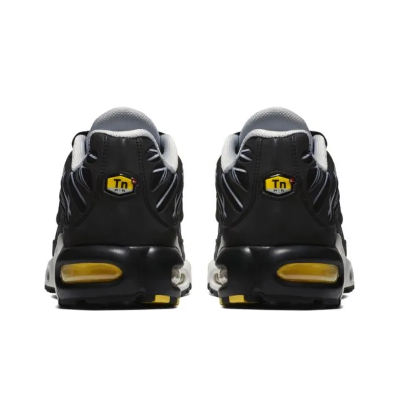 Nike Air Max Plus Shark Black-3