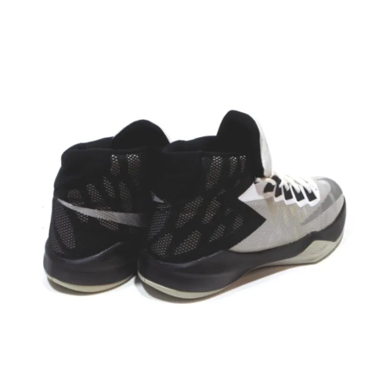Nike Zoom Devosion White-3