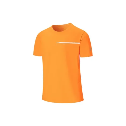 XTEP T-Shirts Men Electric Gold Orange