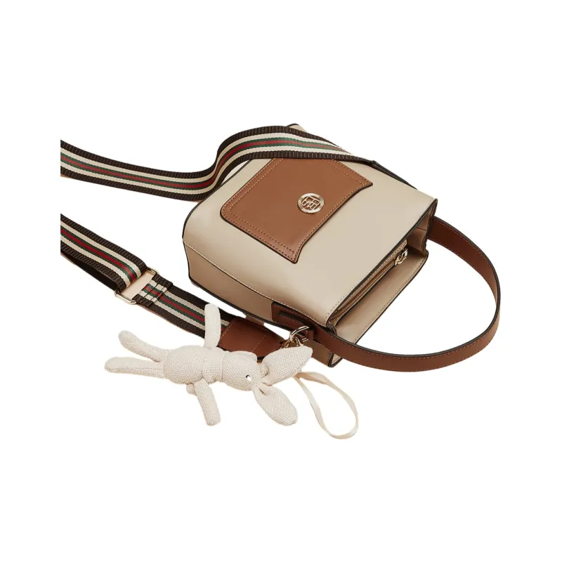 CORALDAISY Synthetic Leather Shoulder Bag Handbag Crossbody Bag Cell Phone Pouch Women's Milk Tea Apricot-2