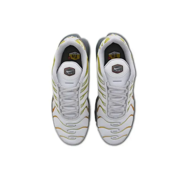 Nike Air Max Plus Se White Gold-3