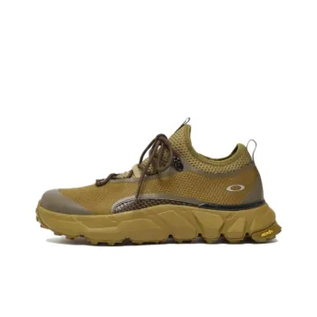 Oakley Slip Resistant, Abrasion Resistant, Breathable Low Top Casual Shoes Unisex Tan