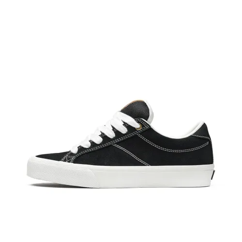 GOLUCK Skateboard Shoes Unisex Low-Top Black