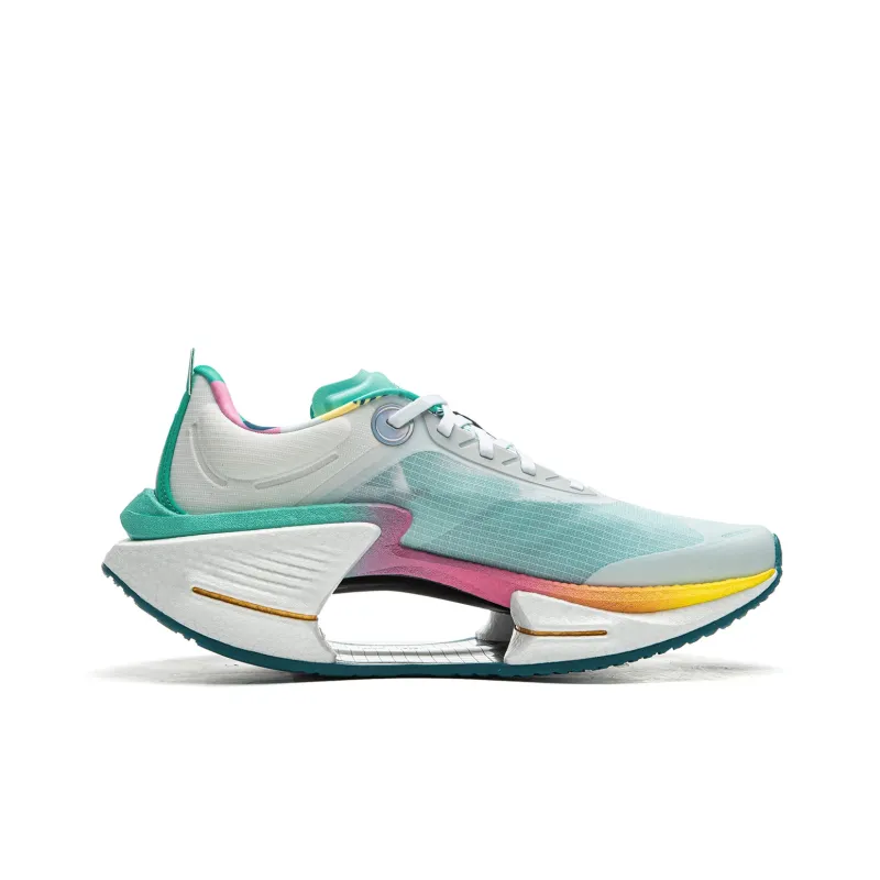 LiNing Shadow 3 ESSENTIAL Cushioning Low Top Running Shoes Men's Green White-1