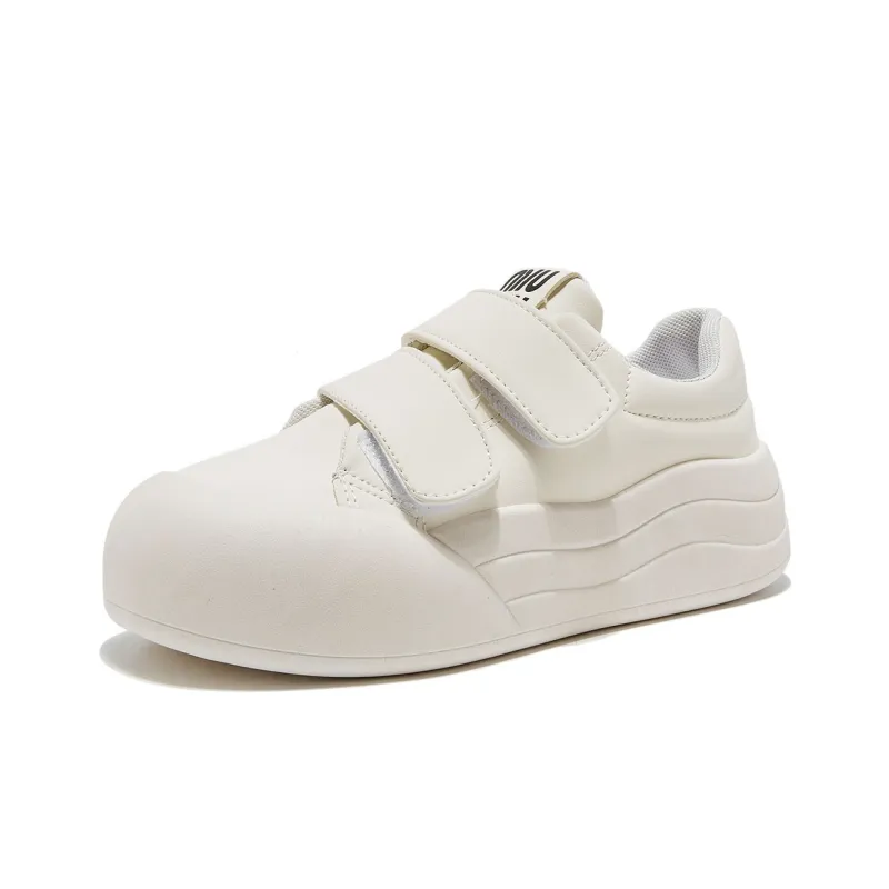 Little Red Man Low Top Skateboard Shoes Women's-8