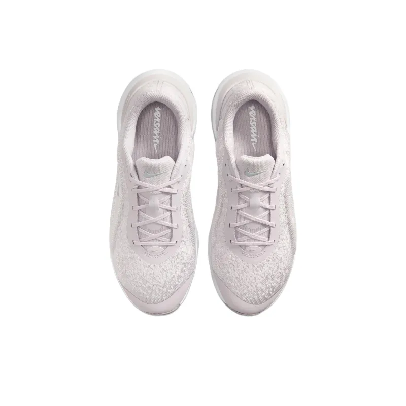 Nike Versair Platinum Violet White Light Violet Ore Metallic Platinum Women's-2