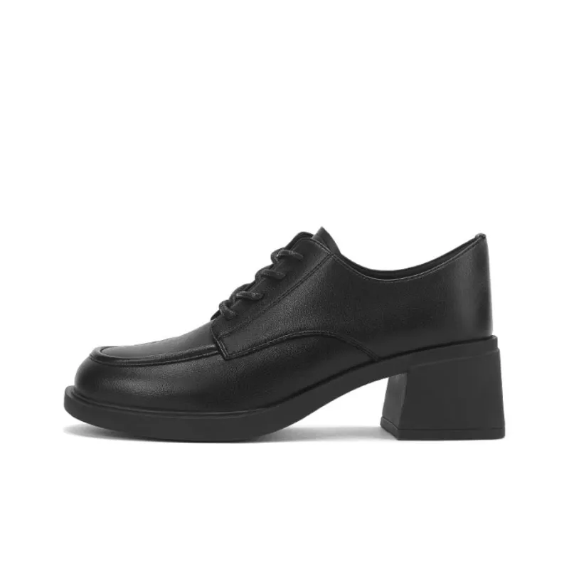 DAPHNE Loafers Women's Ecru/Black-7
