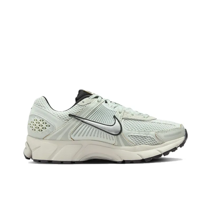 Nike Zoom Vomero 5 Light Silver Chrome Women's-1