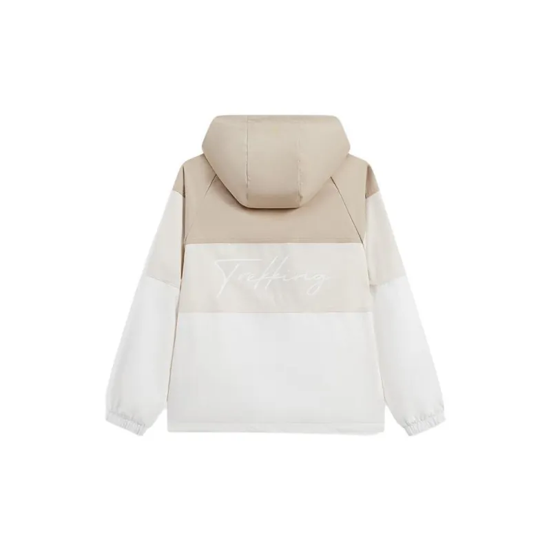 XTEP Jackets & Coats Women's Light Yellow/Tofu Skin/Raw White-1
