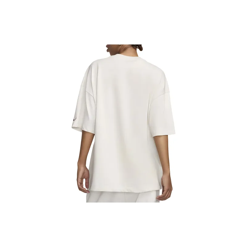 Nike Sportswear Essential Women's Oversized T-Shirt-1