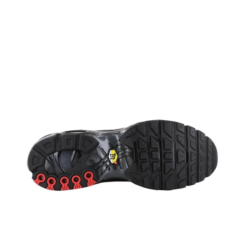 Nike Air Max Plus Black Gradient Red-4
