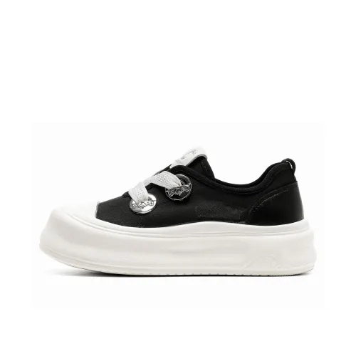 C°BANNER Low-Top Skateboard shoes Bold Women's Black