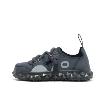 OETZI Ice Man Oz Slip Resistant Low Top Athletic Shoes Skateboard Shoes Men's Dark Gray
