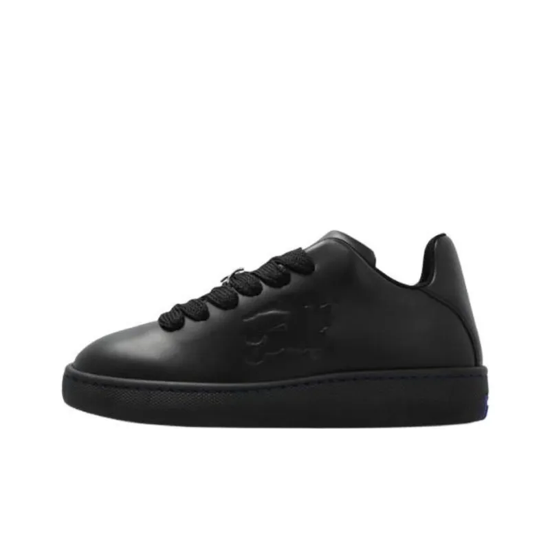Burberry Low Top Skateboard Shoes Women's Black-0