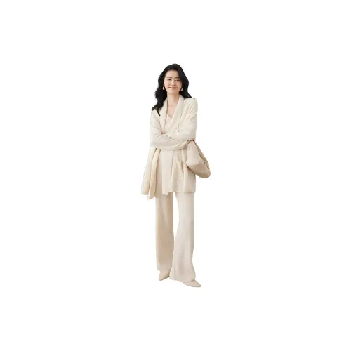 SNOWFORTE Casual Suits Women's Raw White Velvet