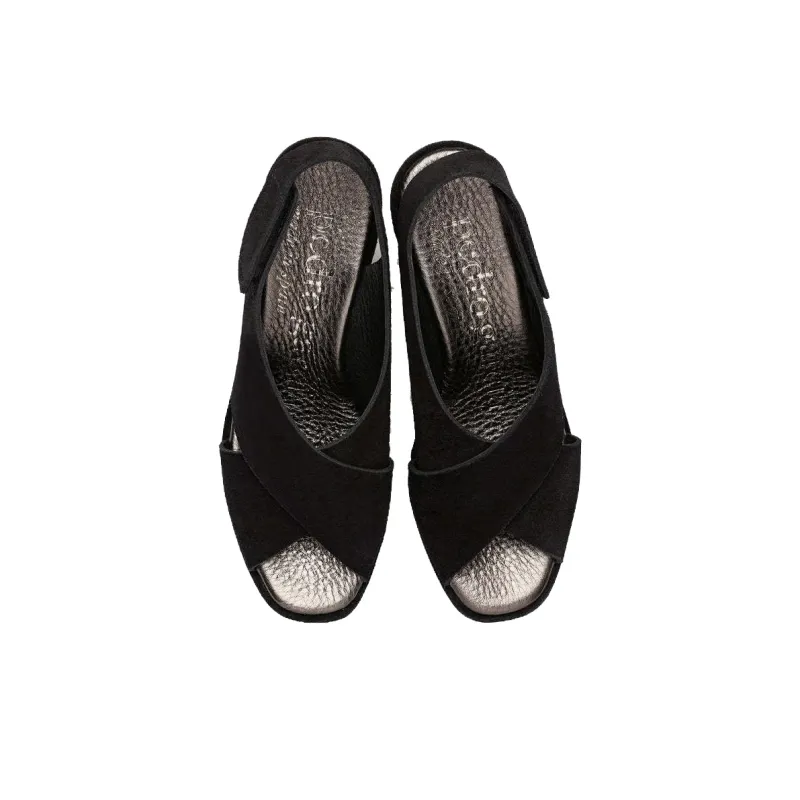 Pedro García One Strap Sandals Women's Black-3