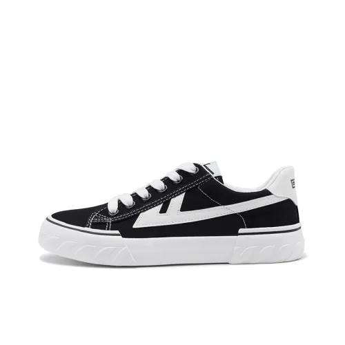 WARRIOR Canvas Shoes Unisex Low-Top Black/White