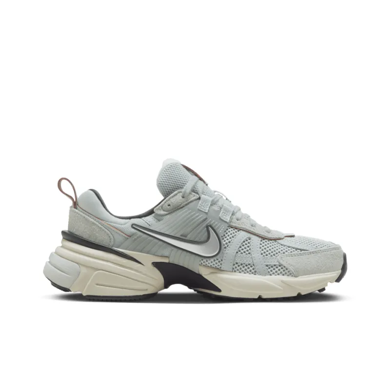 Nike V2K Run Light Pumic Black Chrome Women's-1