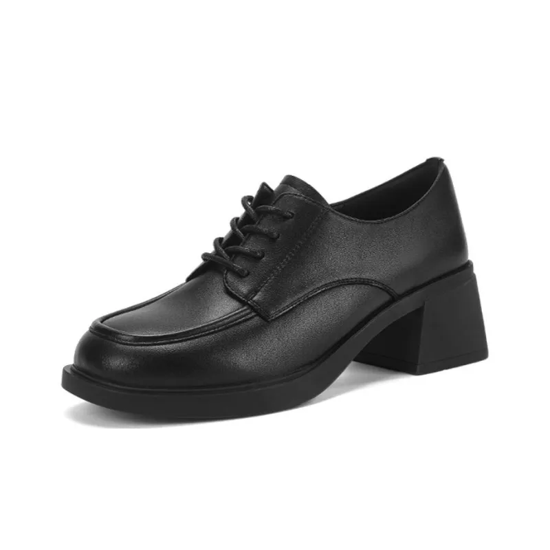 DAPHNE Loafers Women's Ecru/Black-9