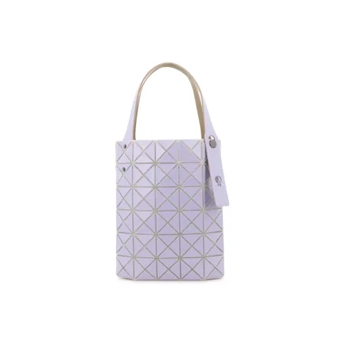 ISSEY MIYAKE Handbags