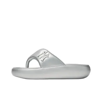 MLB New York Yankees Abrasion Resistant Slip Resistant Flip Flops Unisex Silver