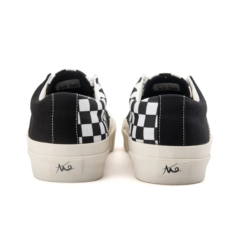 WANSWER Low Top Skateboard Shoes Unisex Black White Plaid-4