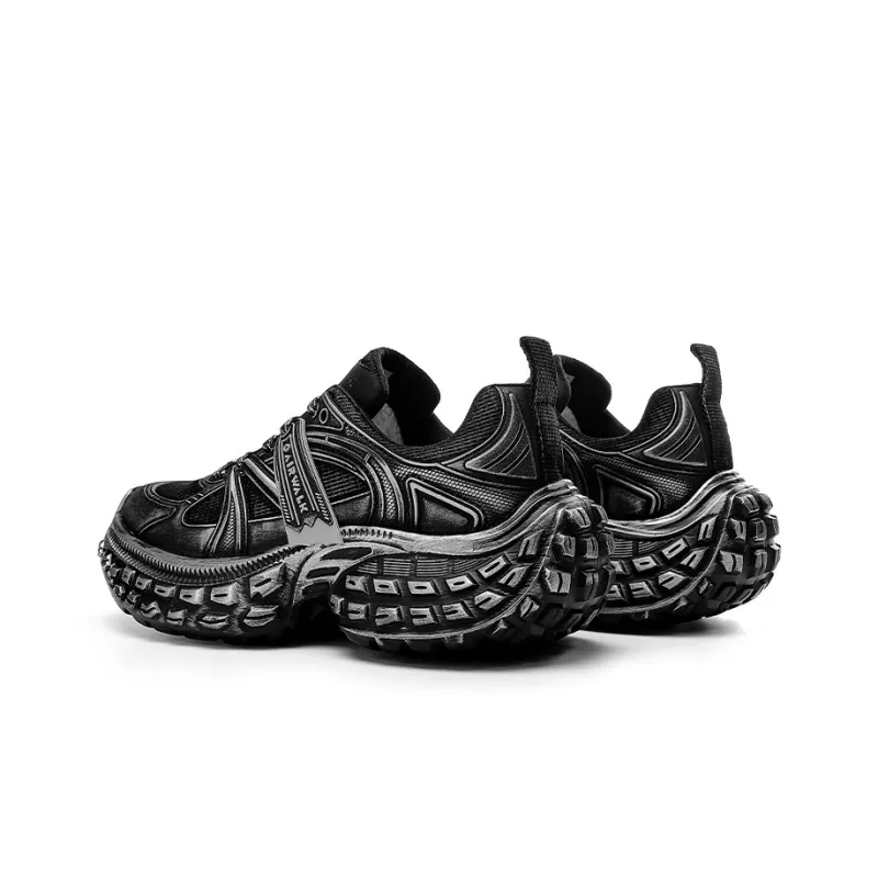 Airwalk Chunky Sneakers Men Low Top Ecru/Black-1