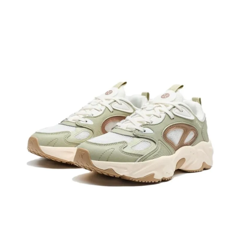 XTEP Star Trail SE Abrasion Resistant Low Top Casual Shoes Women's Green White Brown-2