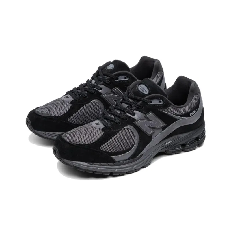 2002R New Balance 'Black Magnet'-1
