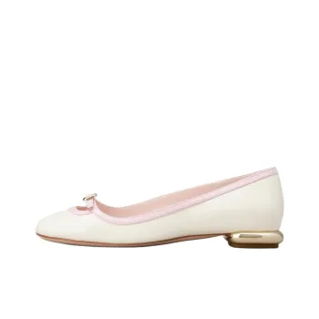 Roger Vivier Choc Casual Single Shoes Women's White