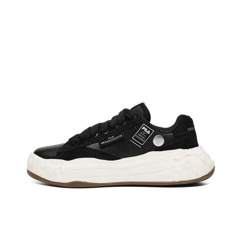 FILA FM 20 Anti Slip Wear Resistant Low Top Skateboard Shoes Women's Black-0