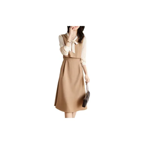 Mo Han Yi Mei Long-Sleeved Dresses Unisex Light Khaki