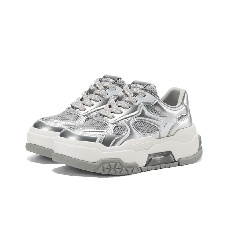GG CC Skateboard Shoes Women's Low Top Silver/White-2