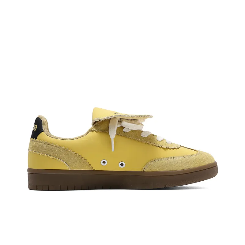 Q AND Anti Slip Wear Resistant Lightweight Breathable Low Top Skateboard Shoes Unisex Yellow-1