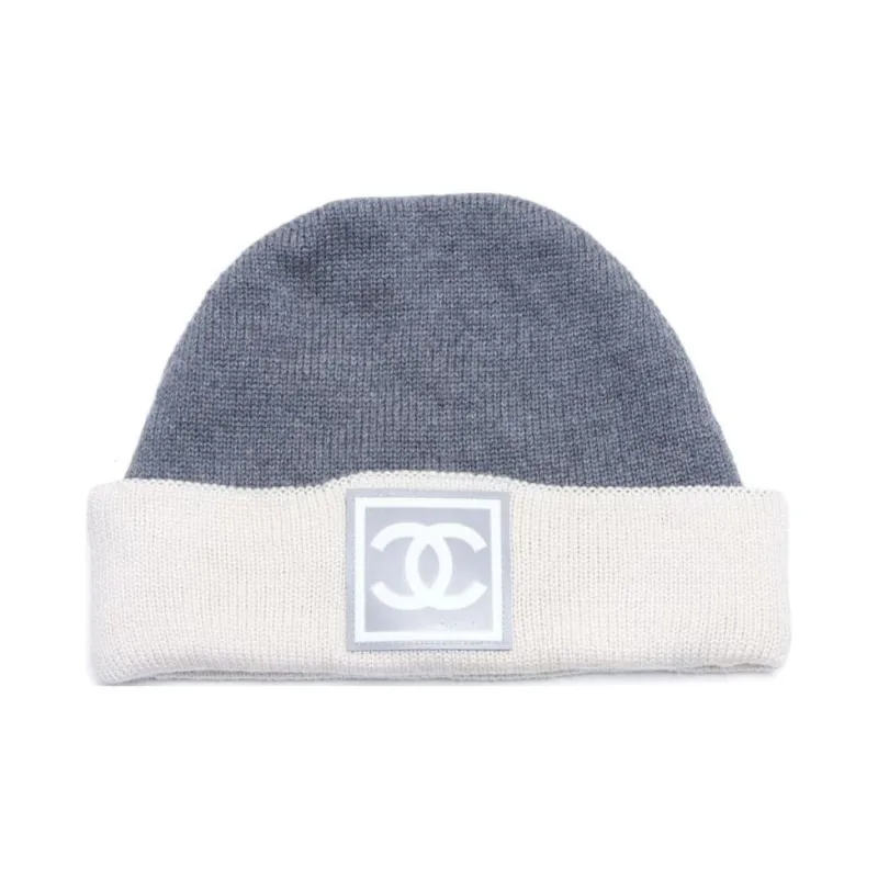 CHANEL 1990 2000s Interlocking Cc Logo Beanie-0