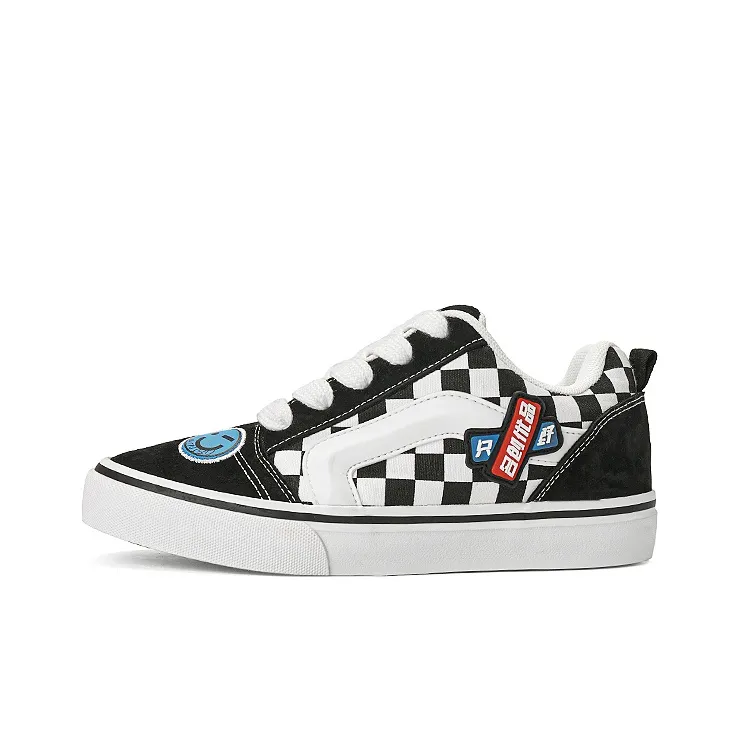MINISO Dream M Series Skateboard Shoes Unisex Classic Black White-0