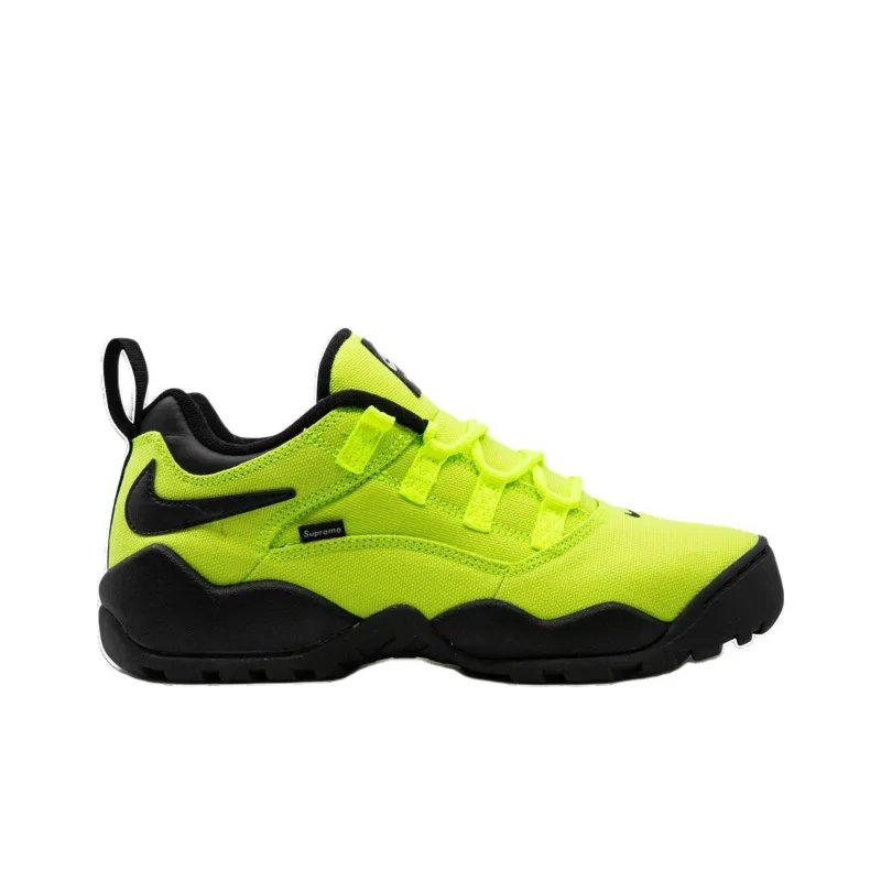 Nike SB Darwin Low Supreme Volt-1