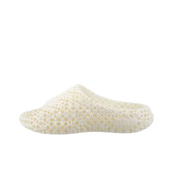 R CIYUAN Cut Out Slip Resistant Odor Resistant Massage 3D Printed Slippers Unisex